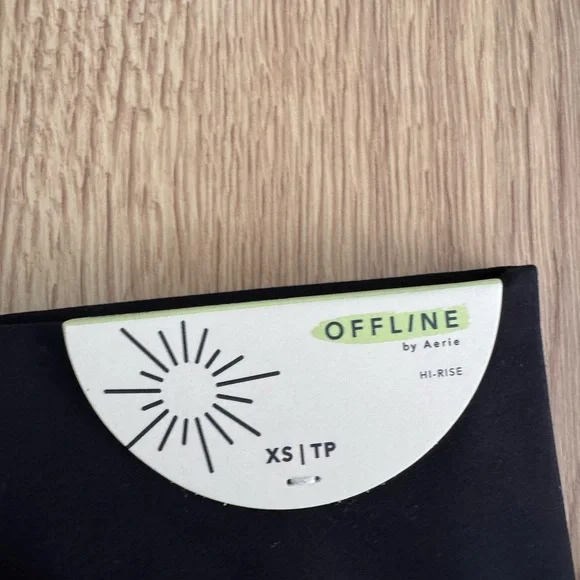 Aerie Black Hi-Rise Leggings - Picture 2 of 2